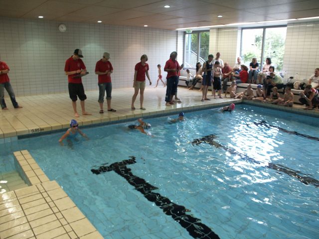Schwimmen in der Hefner-Alteneck-Schule